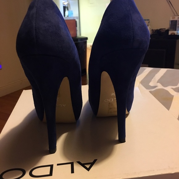 Shoes - Picture 4 of 4