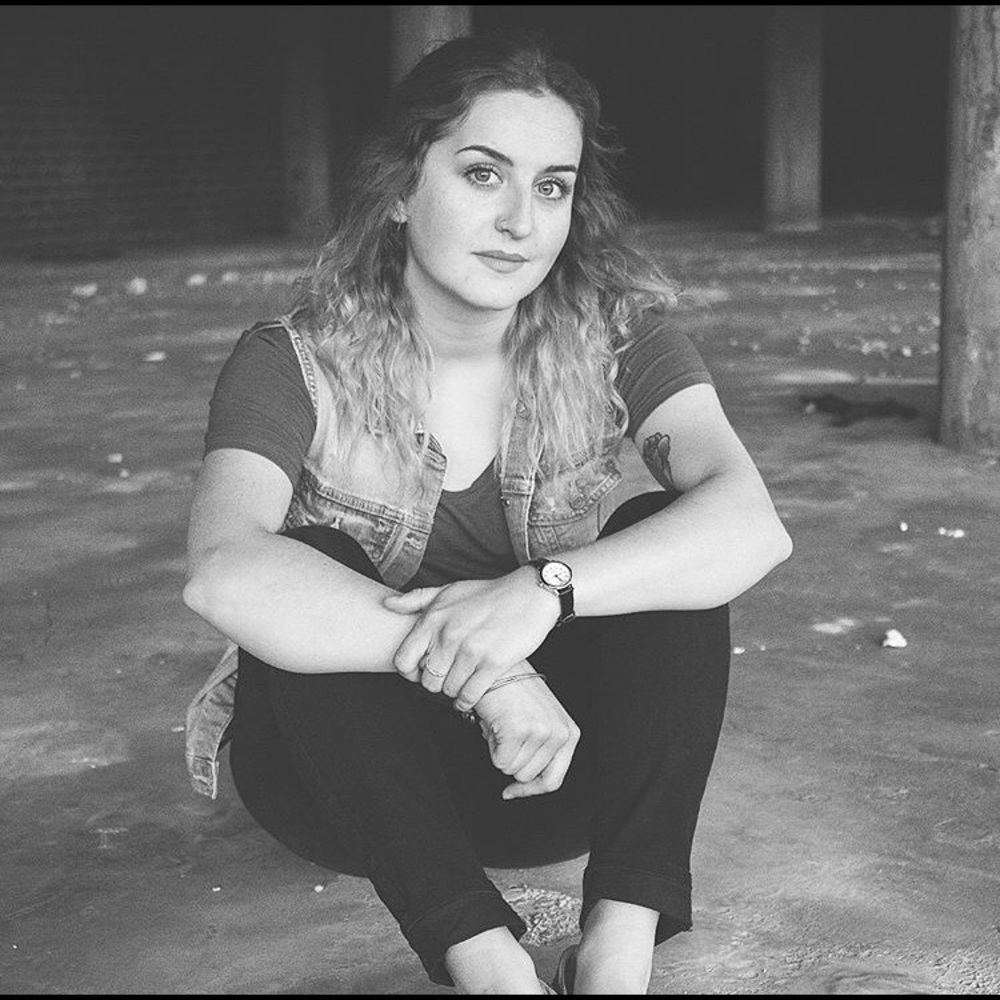 Meet your Posher, Nina