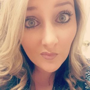 Meet your Posher, Hailey