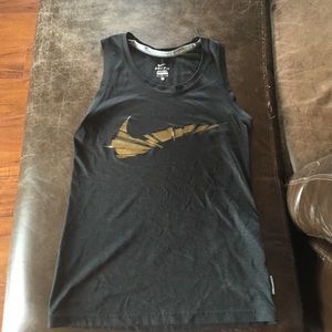 Nike dri-fit tank