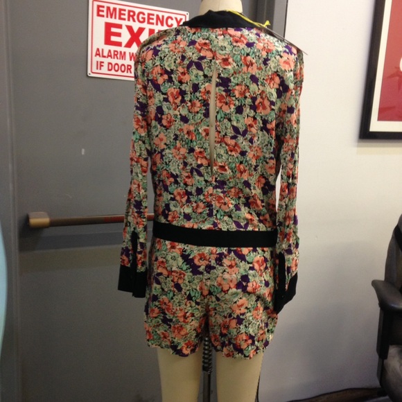 BCBG romper - Picture 2 of 4