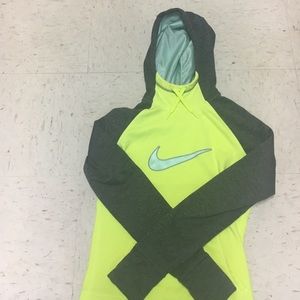 Nike Therma-Fit Hoodie