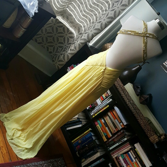 Dress - Picture 2 of 3