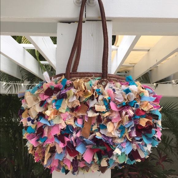 Recycled fabrics straw and leather purse