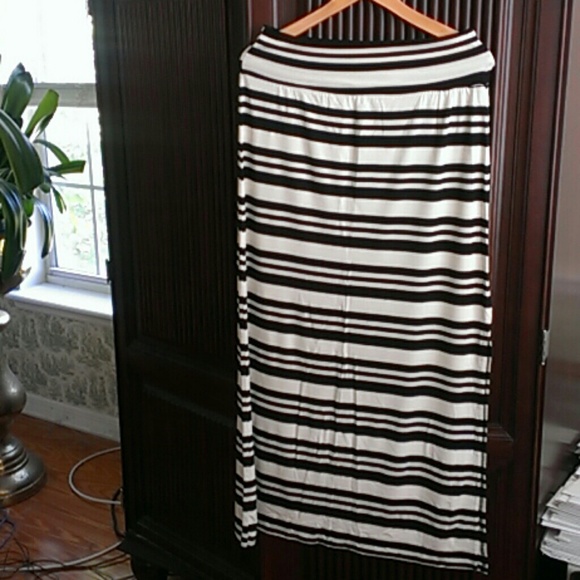 Maxi skirt