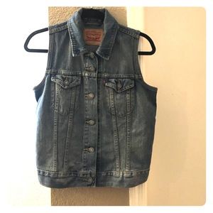 Levis denim vest