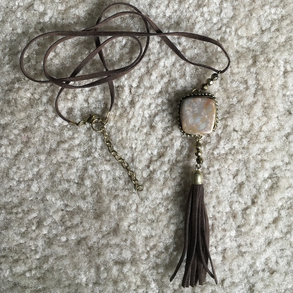 Stone hippie necklace