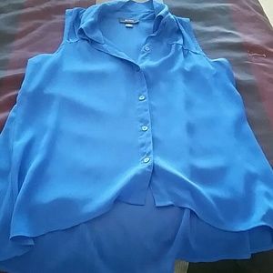 B wear blue dress shirt
