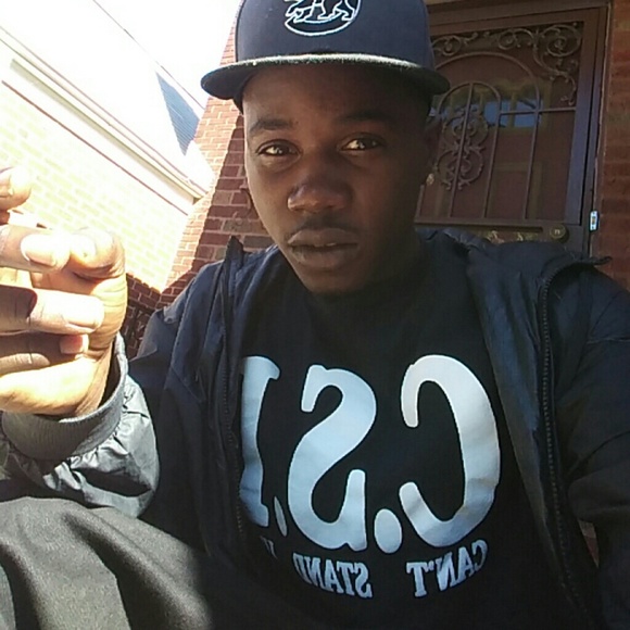 Meet your Posher, Byron - Picture 1 of 1