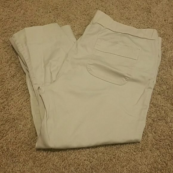 Maternity Capri khakis