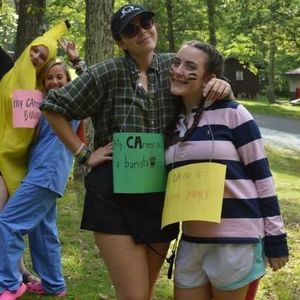 Meet your Posher, Gillian