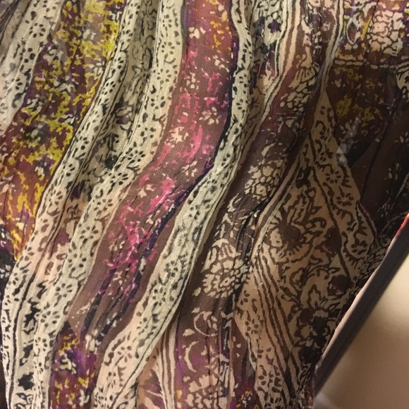 Sheer Crop Top - Picture 3 of 3