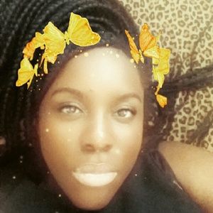 Meet your Posher, Brittney