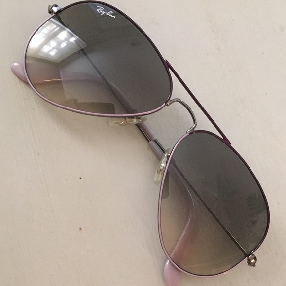 Small Aviator RayBan Sunglasses - Picture 2 of 3