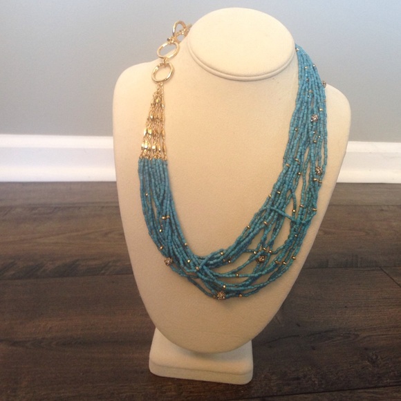 Stella and Dot Caliah statement necklace