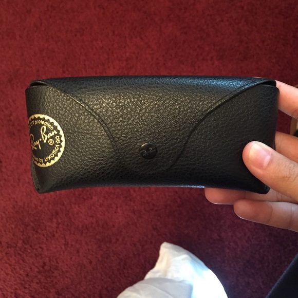 Black rayban case