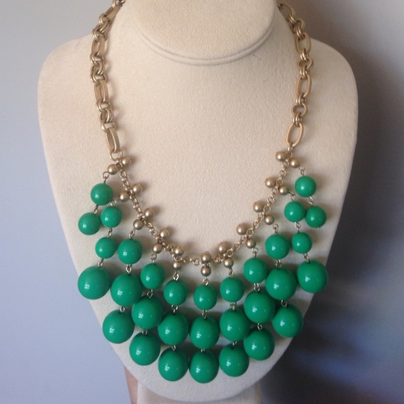 Stella and Dot Jolie Statement necklace