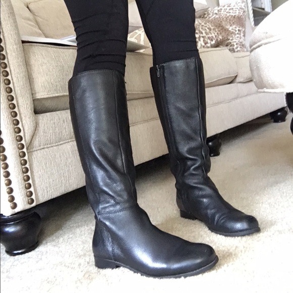 Nine West Shoes - Excellent condition Black Leather Nine West boots