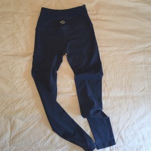 Beyond Yoga "take me higher" leggings