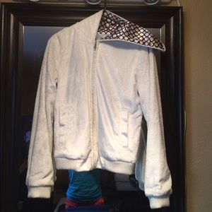 Soft fuzzy Volcom Jacket