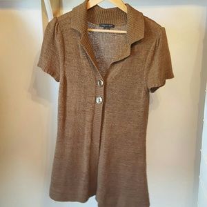 Short sleeved sweater