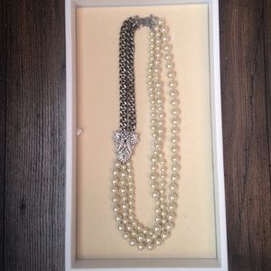 Stella & Dot 3 -strand pearl and chain necklace