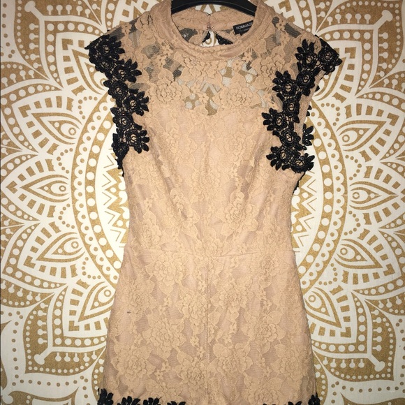 NEW‼️ Cream Lace Romper w/ Black sequence - Picture 3 of 4