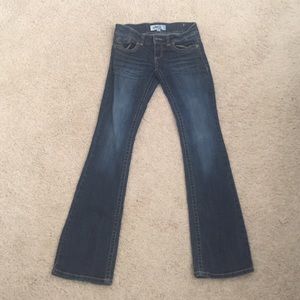 Jolt Medium Dark wash jeans