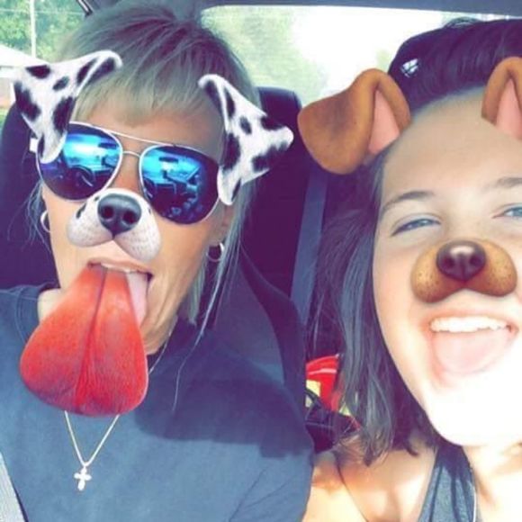 Meet your Posher, Amanda - Picture 1 of 1