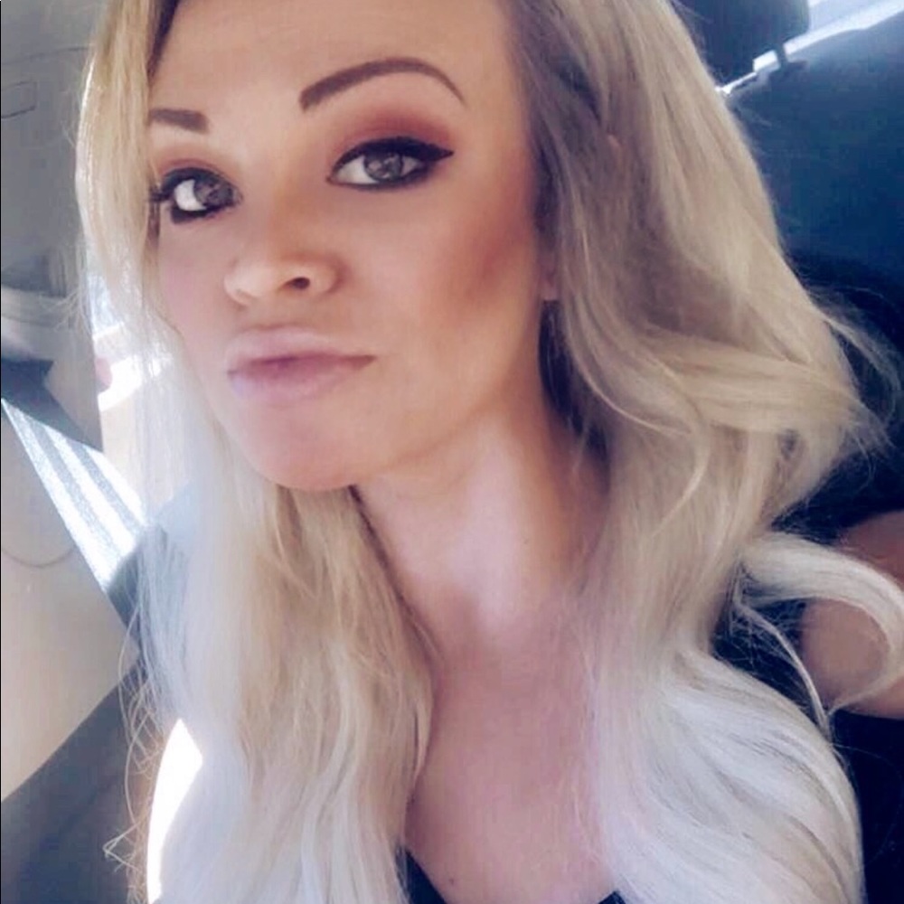 Meet your Posher, Amanda