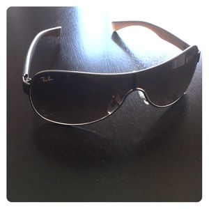 Ray bans sunglasses