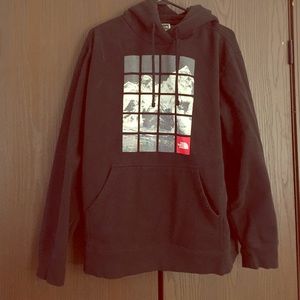 Men's North Face sweatshirt