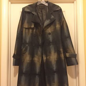 Multicolor BCBG trench