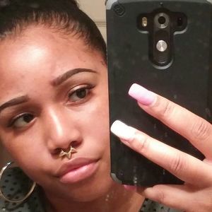 Meet your Posher, Takeya