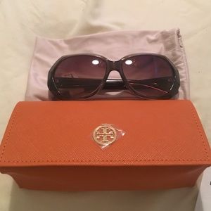Tory burch sunglasses