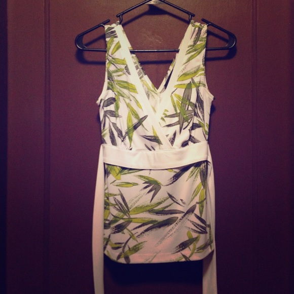 Bamboo Design Tie Back Top