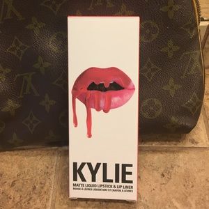 Kylie Lip Kit - Koko K