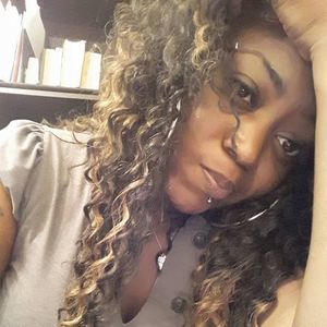 Meet your Posher, Shelly