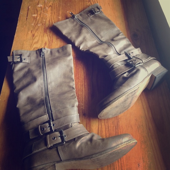Really cute almost to the knee high  boots