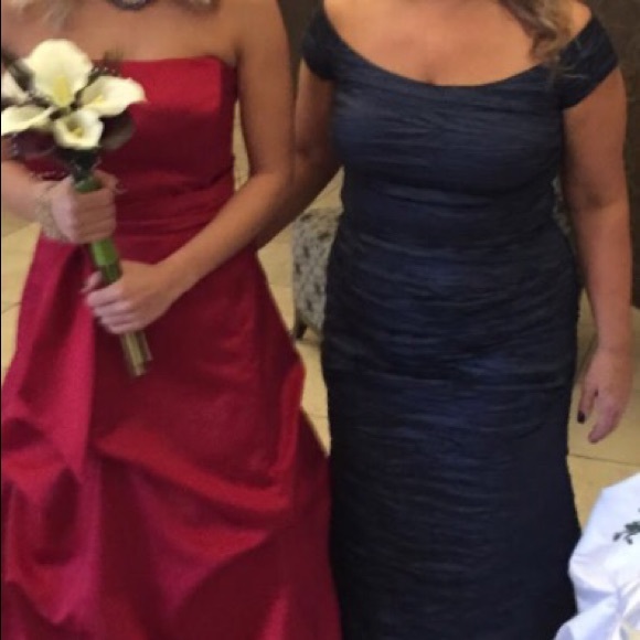 Formal down - Picture 2 of 3