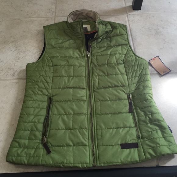 NWT green puff vest