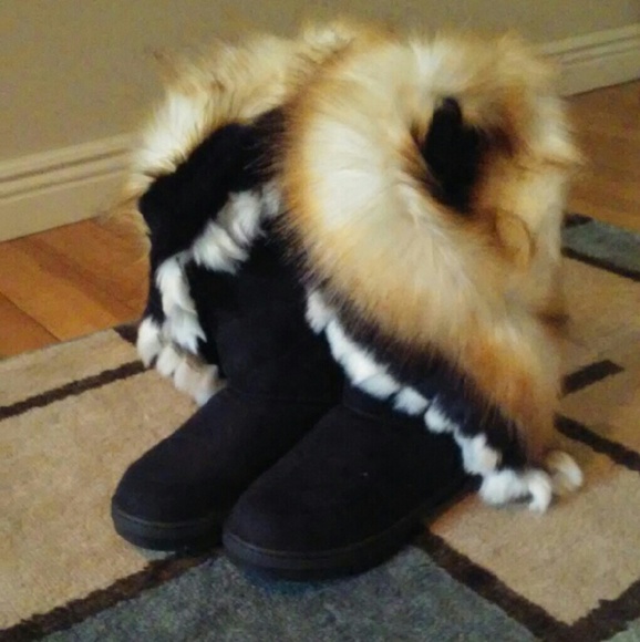 Brand new rabbit fur Holly boots