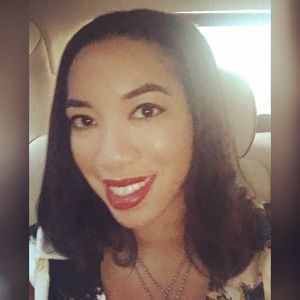 Meet your Posher, Robyn