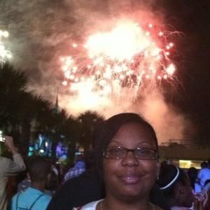 Meet your Posher, Desiree