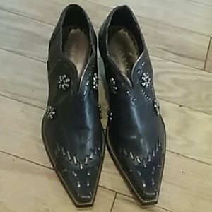 🚫SOLD🚫BCB Girls western bootie🐎