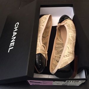 Lace and patent leather ballet flats IOB