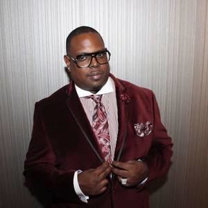 Meet your Posher, Carlos