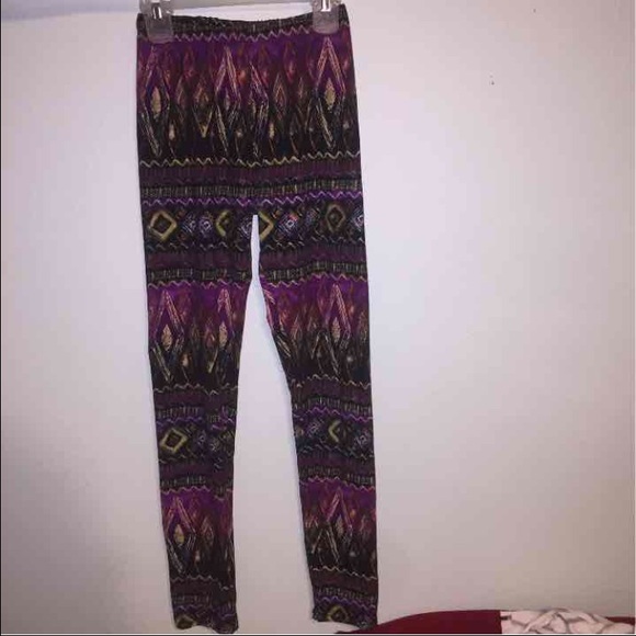 patterned leggings --one size