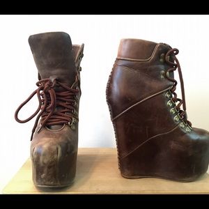 Jeffrey Lace up platform bootie
