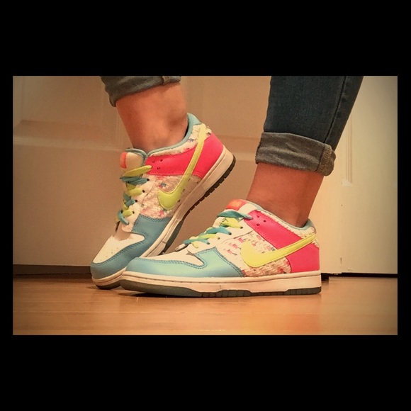 Womens Nike Dunk Low